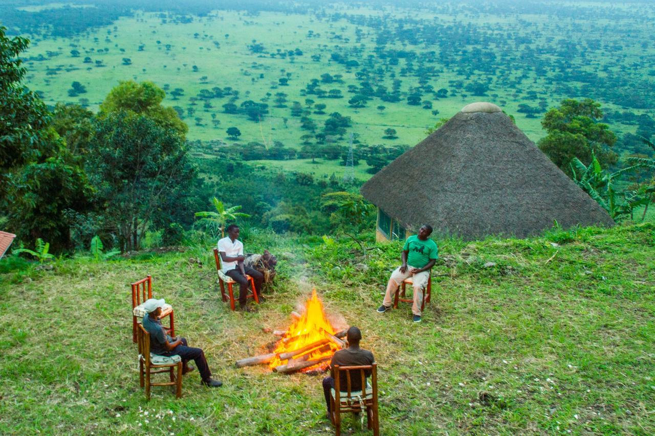 Queen Elizabeth Pvt Lodge Kichwamba Exteriör bild