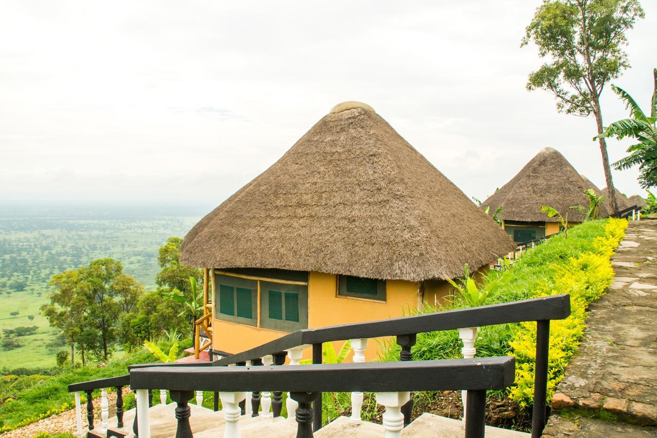 Queen Elizabeth Pvt Lodge Kichwamba Exteriör bild