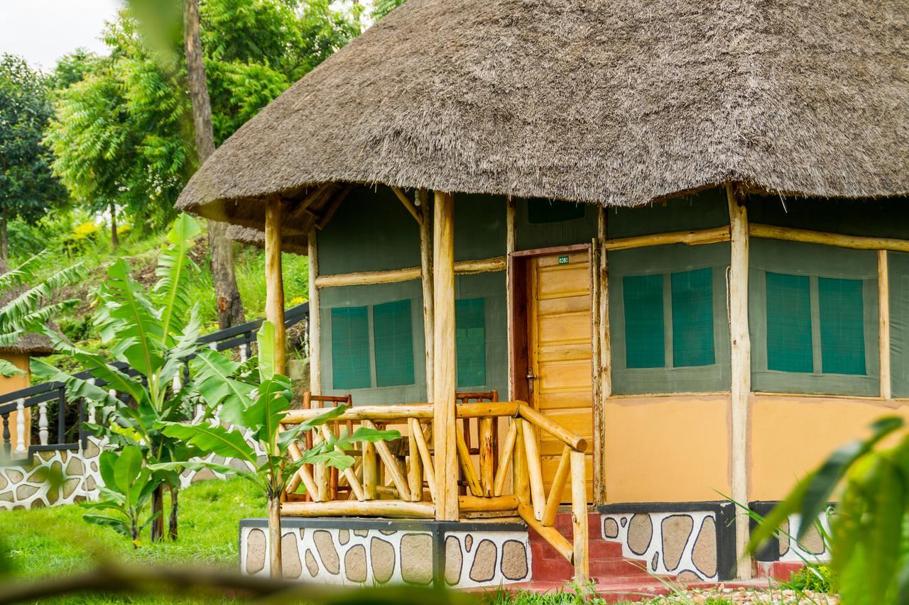 Queen Elizabeth Pvt Lodge Kichwamba Exteriör bild